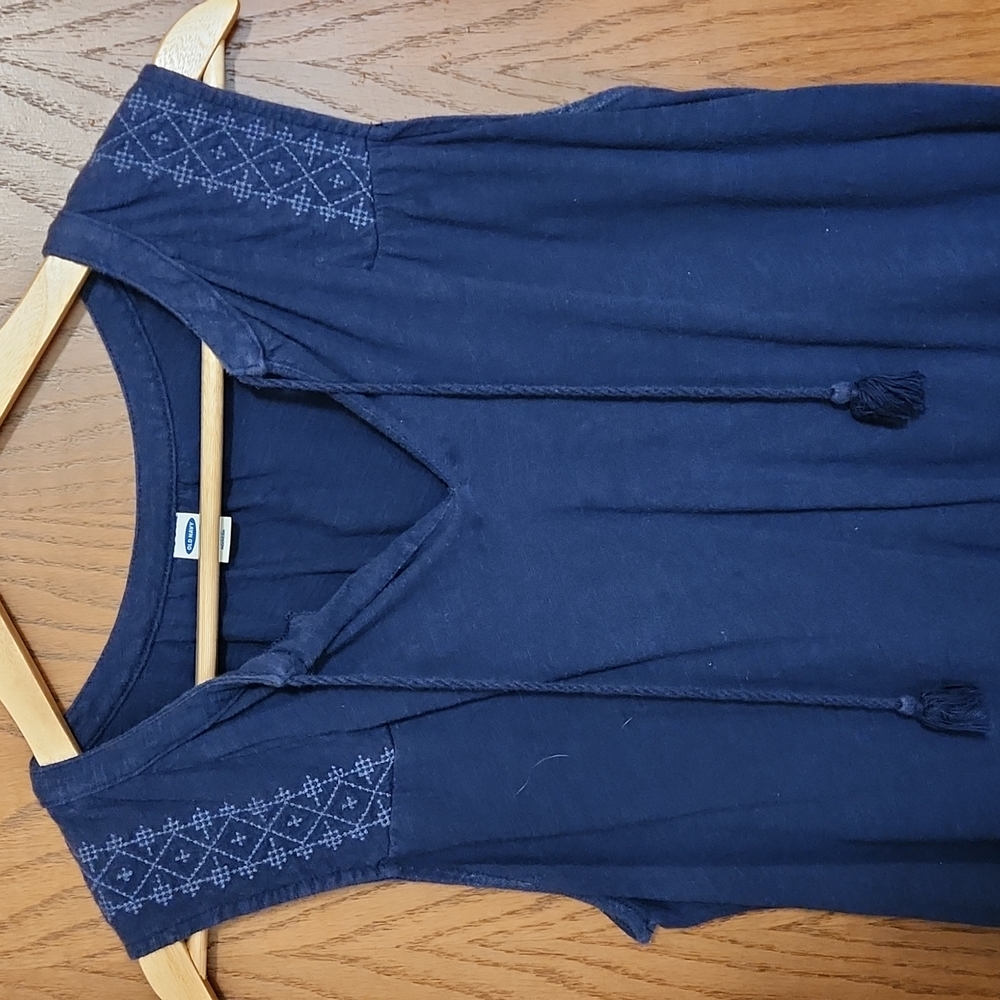 Old Navy Tank Top - Picture 6 of 6